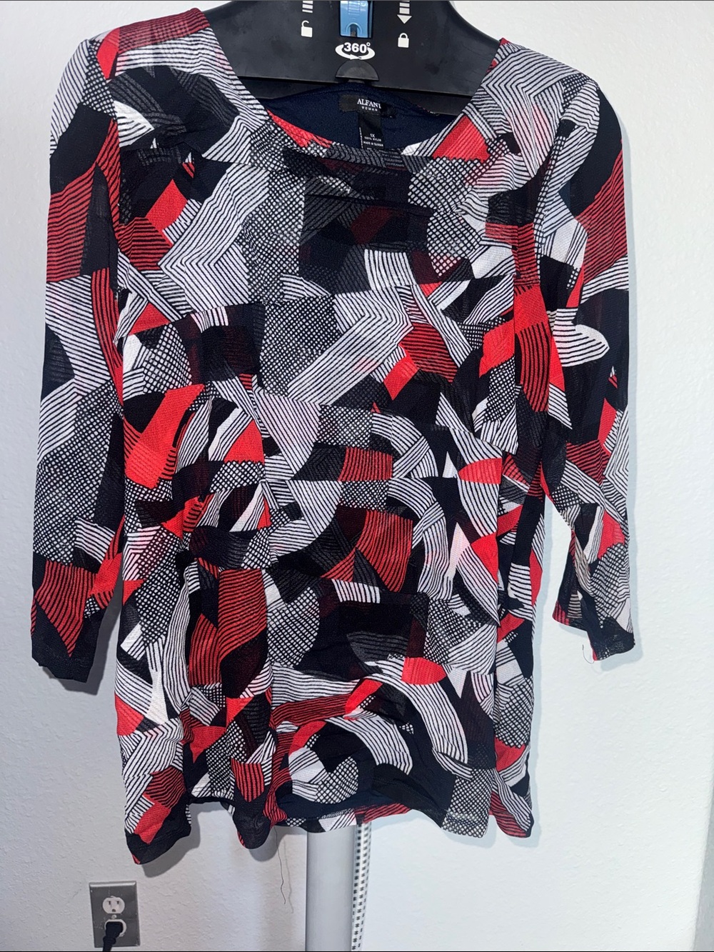 NWOT Alfani Red Black White Geometric-Print Long Sleeve Top